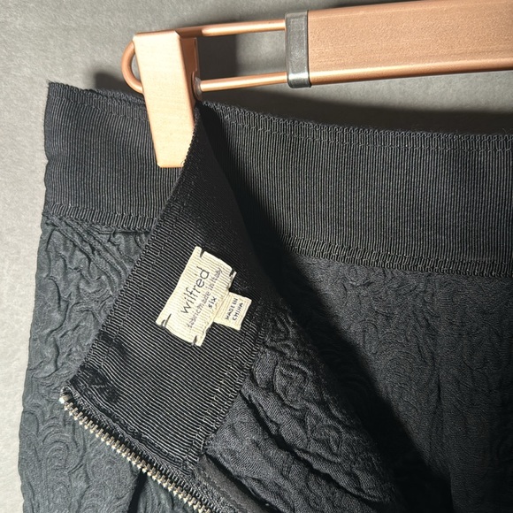 Wilfred black jacquard skirt, size 6, silver back zip, from Netflix series - Picture 3 of 5